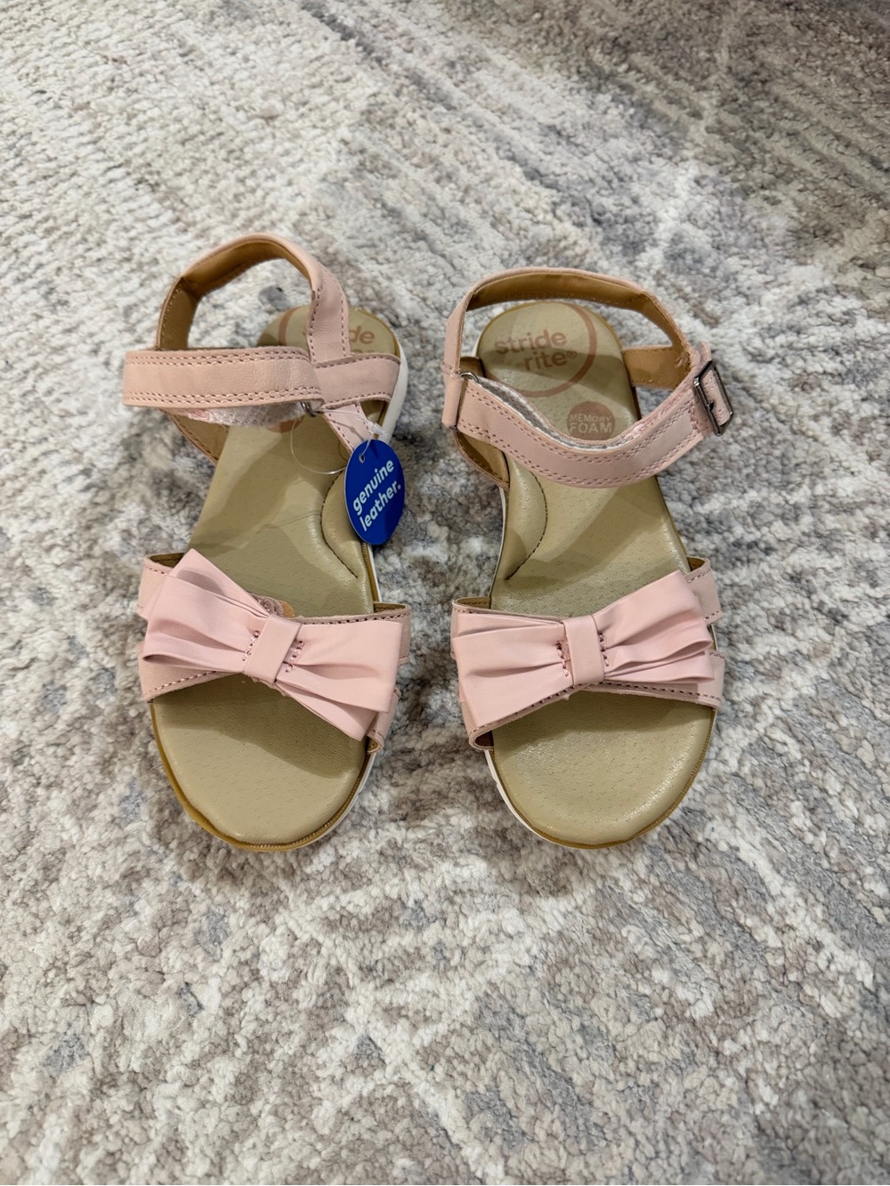 New Stride Rite Light Pink Bow Leather Sandals for Girls size 1 w